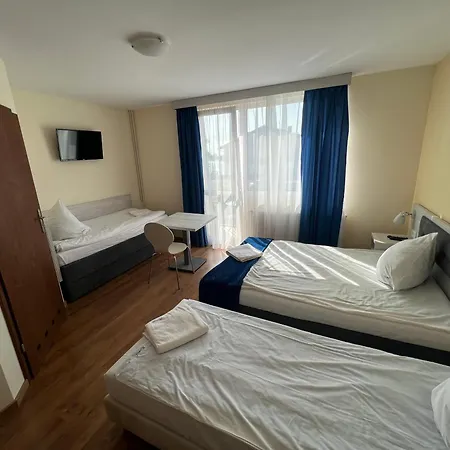 Koral Resort *