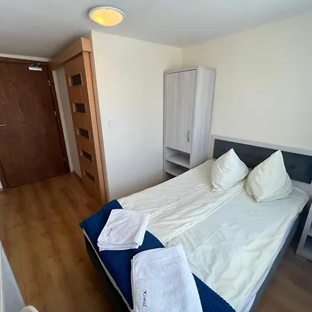 Koral Resort *