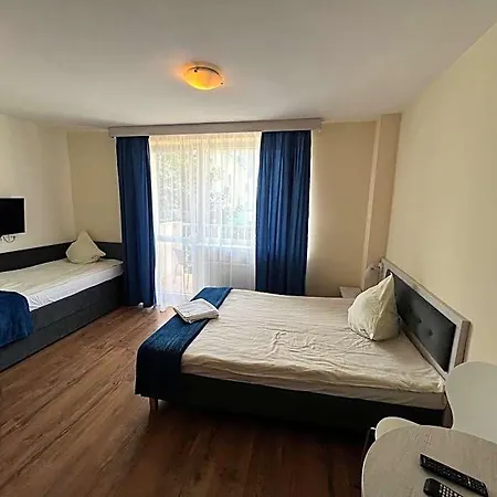 Koral Resort *